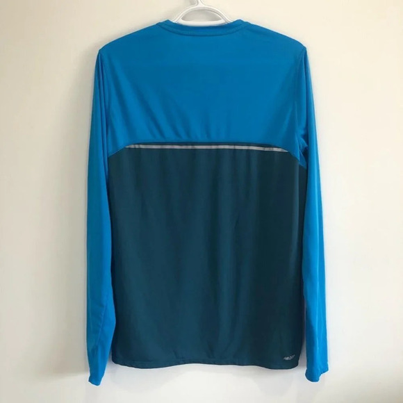 New Balance  Long Sleeve Blue Active Top Sz M - Picture 8 of 10
